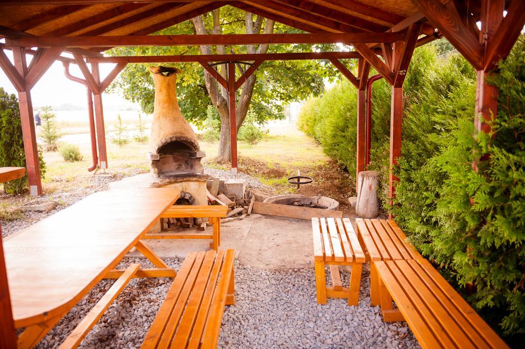 Penzion Ladoven Skvela Kuchyna A Rodinna Atmosfera Martin Extérieur photo